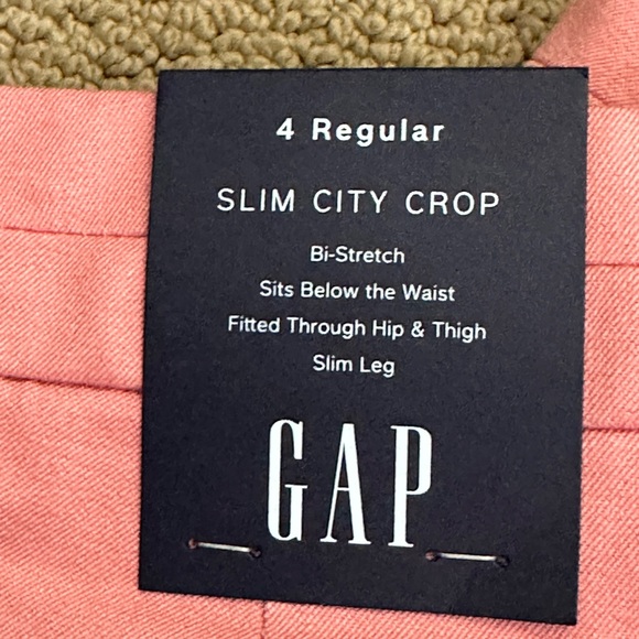 NWT: GAP Slim City Crop Pants - Picture 10 of 11